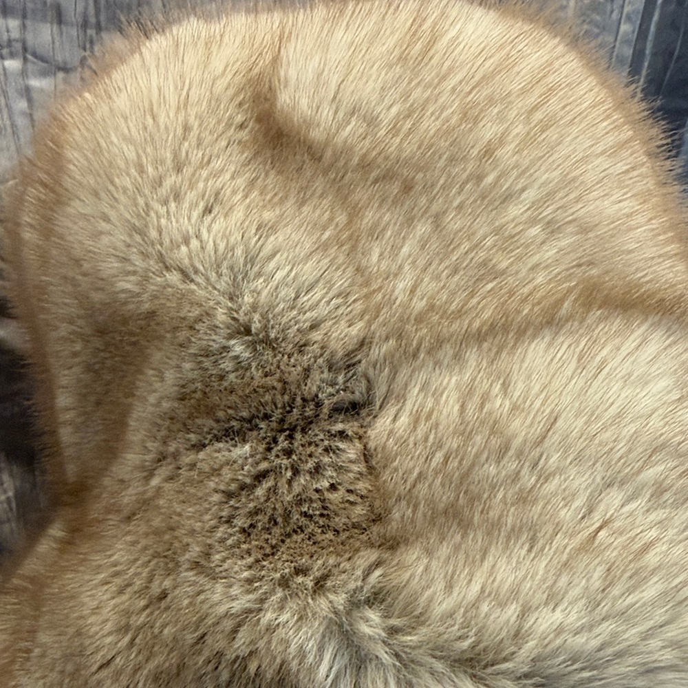 Luxurious Faux Fur Hat in Tan - Picture 3 of 7